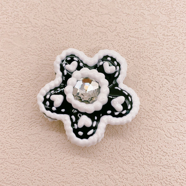 Black and White Hand-Painted Zircon Bow