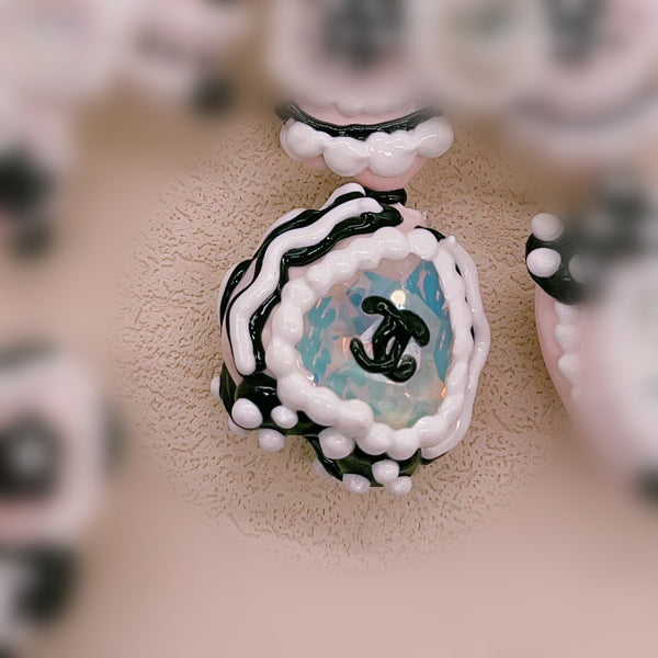 Hand-Painted Parisian Elegance Bow