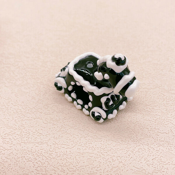 Black and White Hand-Painted Zircon Bow