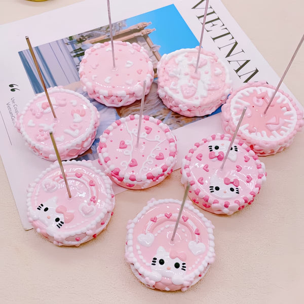 DIY Hand Painted Round Pin Base